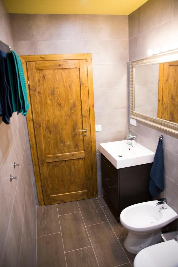 Luxurio Rooms With Baths ليفورنو المظهر الخارجي الصورة